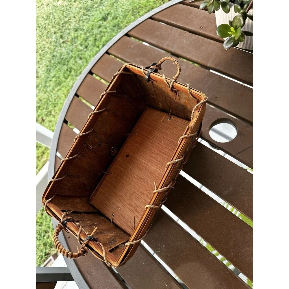 Unbranded braided wood